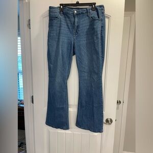 Old Navy High Rise Flares medium wash size 16 stretch like jeans